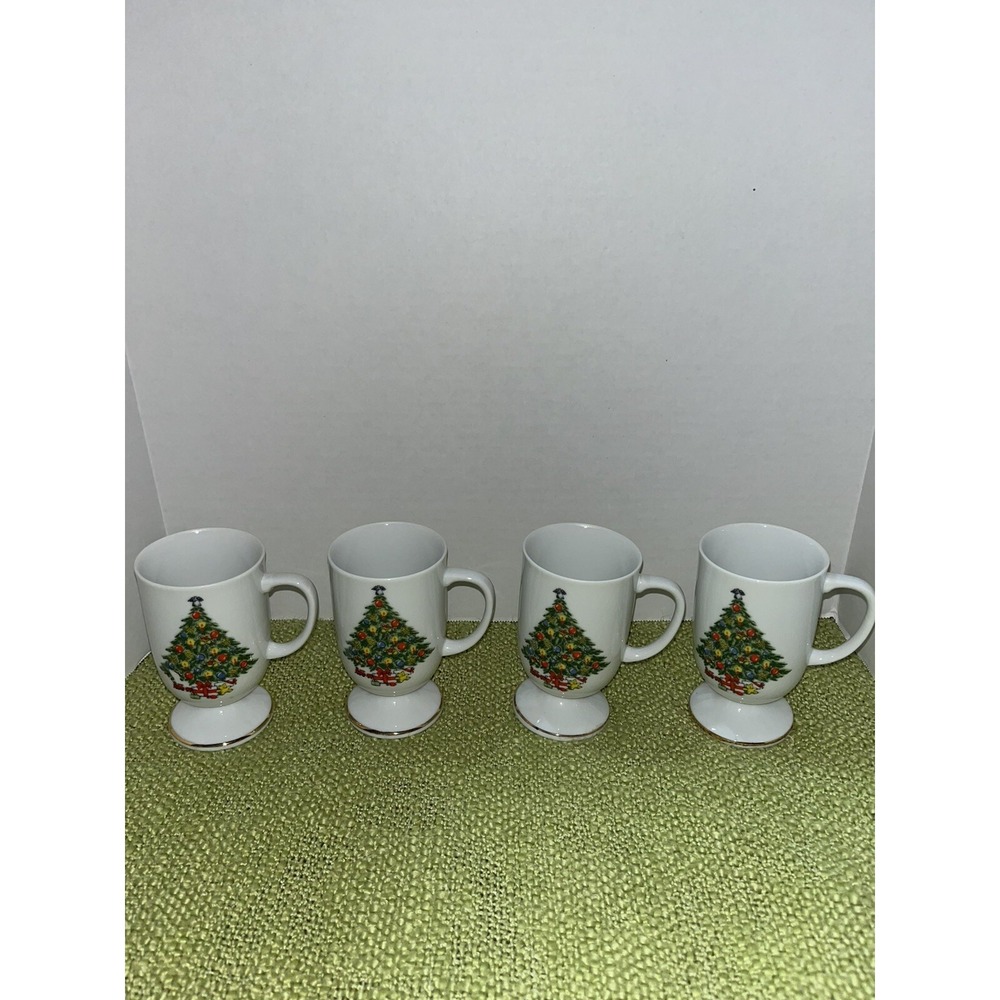 Mount Clemens Pottery footed coffee mugs  Christmas‎ Treasure  Set Of 4 Japan